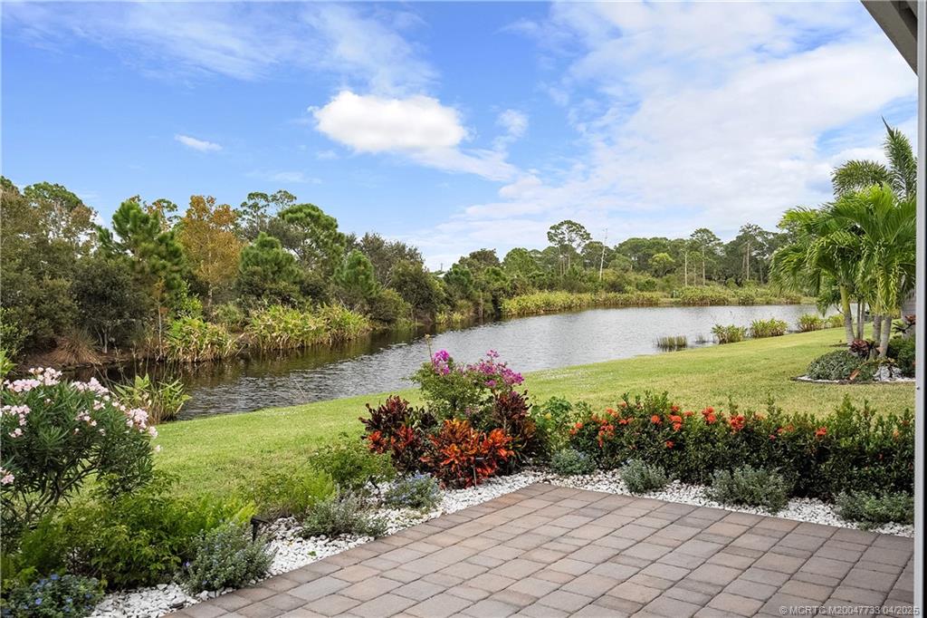 1991 NW Golden Oak Trail