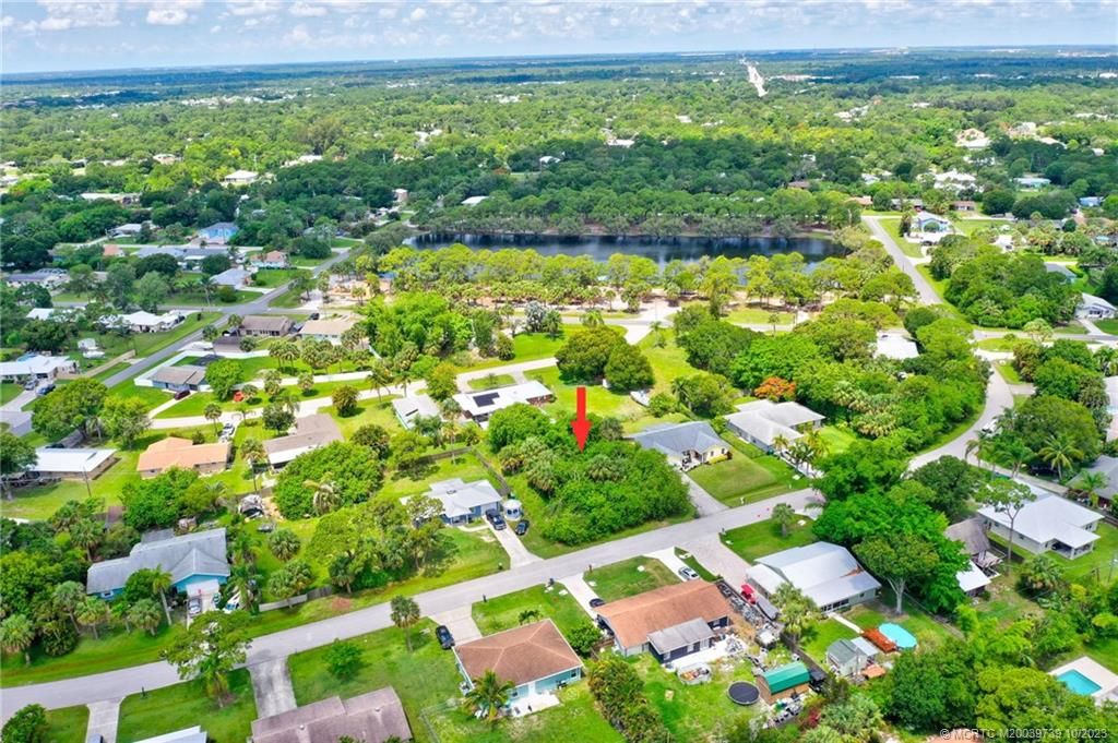 Photo of 5007 Hickory Drive, Fort Pierce, FL 34982 (MLS # M20039739)