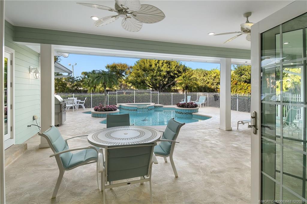 Stuart, Florida, 34996, United States, 3 Bedrooms Bedrooms, ,4 BathroomsBathrooms,Residential,Active,2006547