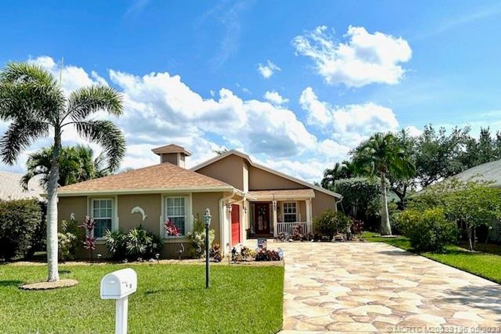 Photo of 2814 SW Versailles Terrace, Stuart, FL 34997 (MLS # M20039196)