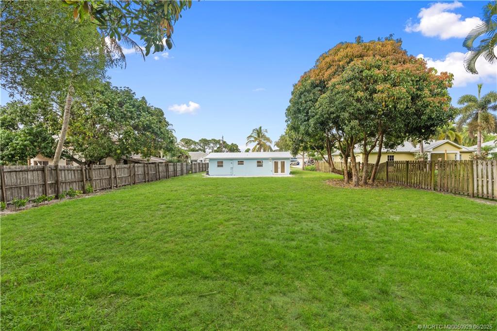 Stuart, Florida 34997, United States, 2 Bedrooms Bedrooms, ,1 BathroomBathrooms,Residential,Active,145624