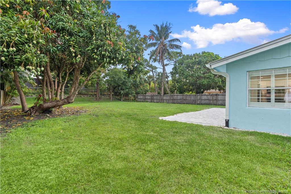 Stuart, Florida 34997, United States, 2 Bedrooms Bedrooms, ,1 BathroomBathrooms,Residential,Active,145624