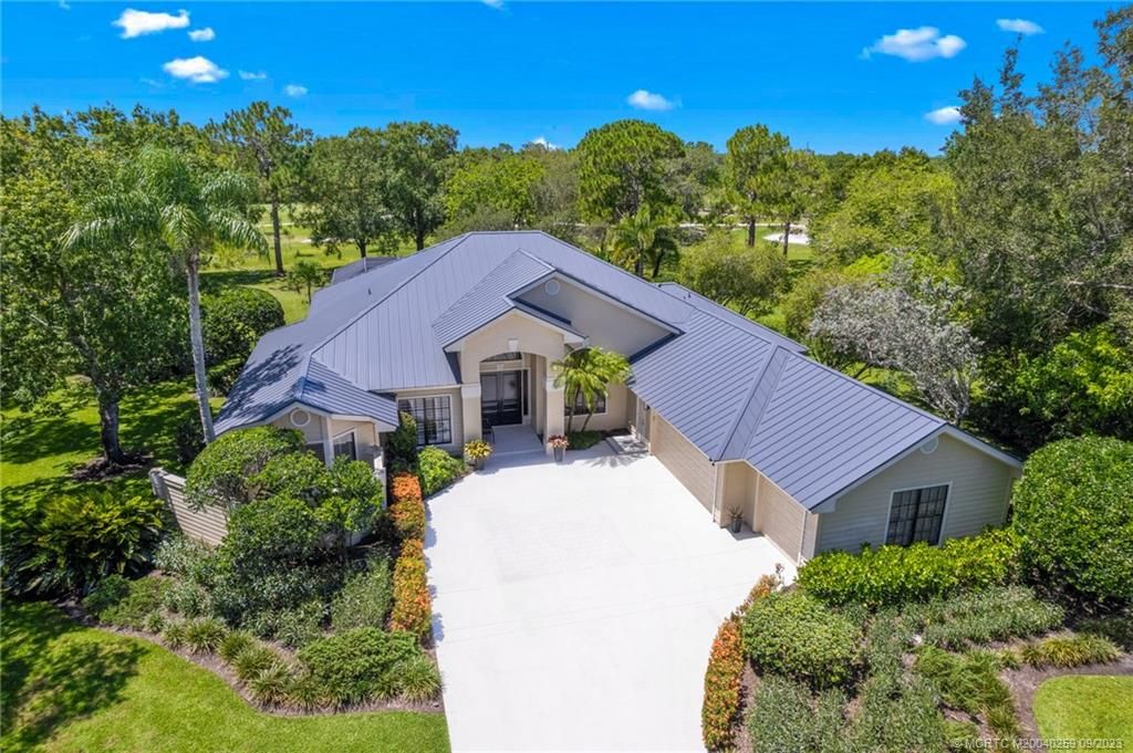 Photo of 1550 SW Saint Andrews Drive, Palm City, FL 34990 (MLS # M20040259)