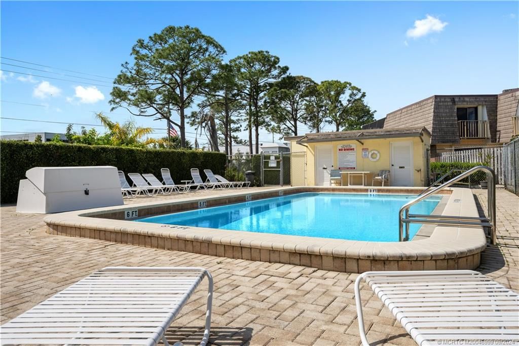 Photo of 3140 SE Brook Street, Stuart, FL 34997 (MLS # M20046999)