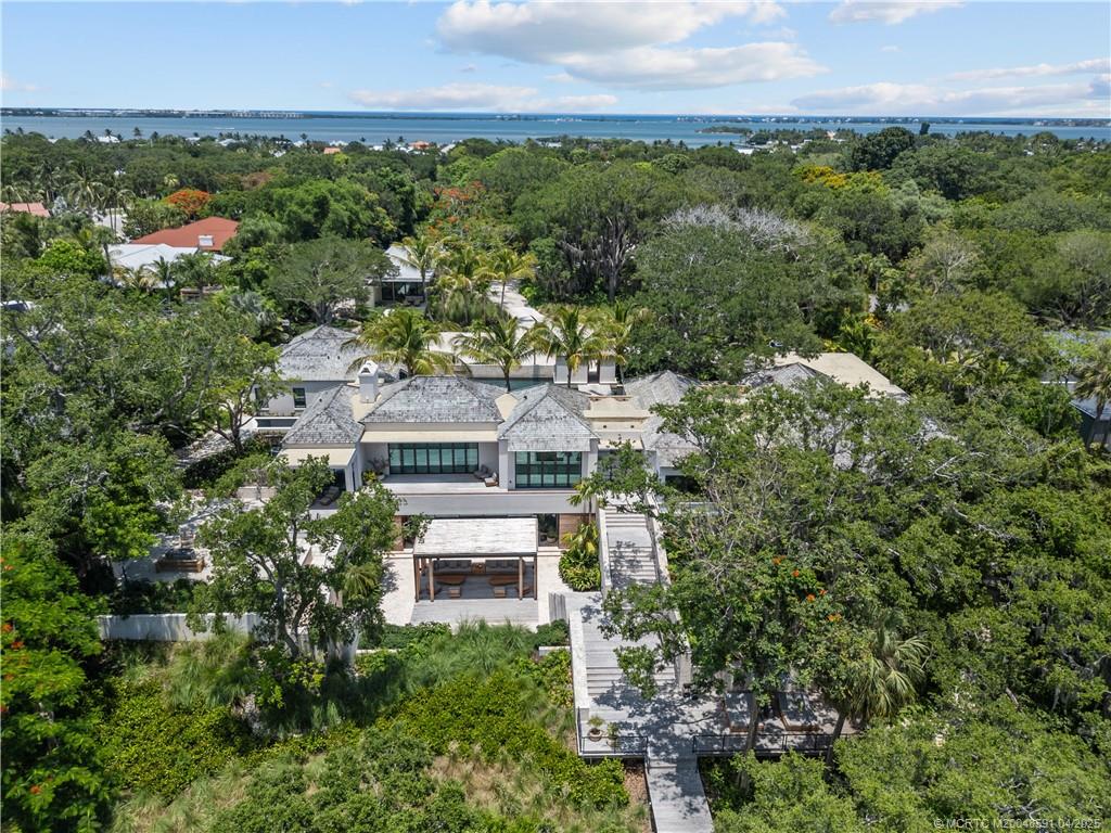 109 S River Road