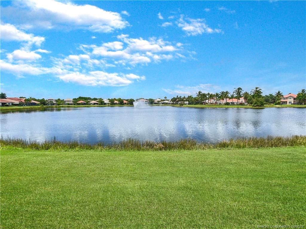 Photo of 12090 Aviles Circle, Palm Beach Gardens, FL 33418 (MLS # M20040575)