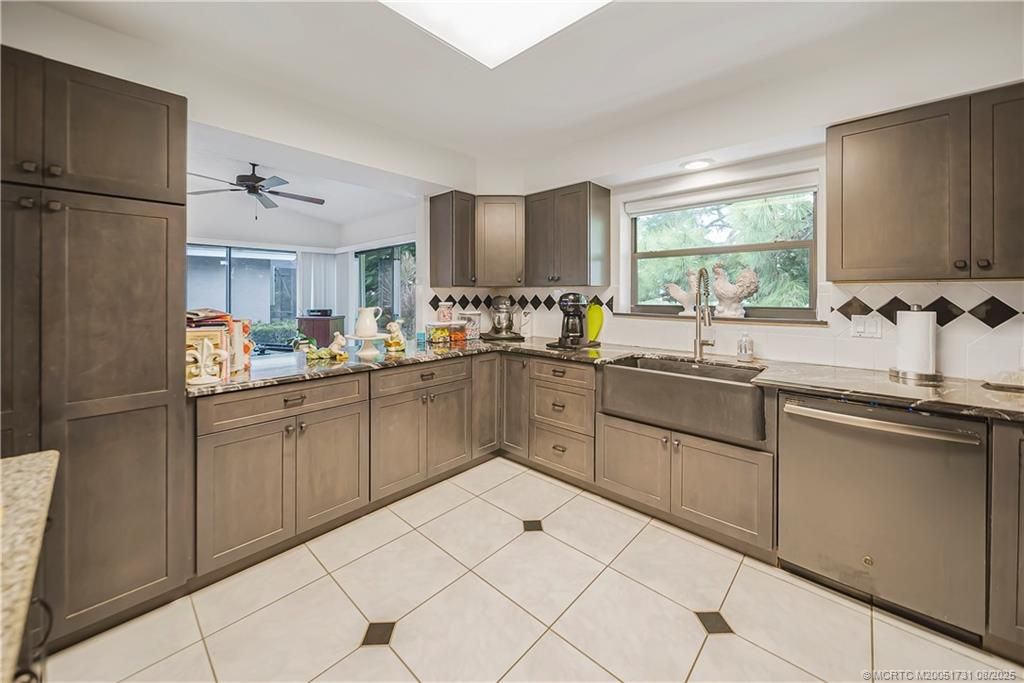 Photo of 2720 SW Willowood Circle, Palm City, FL 34990 (MLS # M20051731)