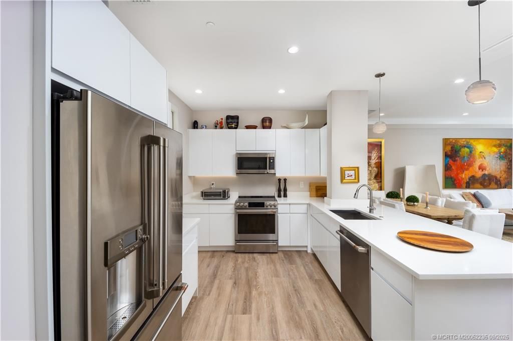 Photo of FL 34994 (MLS # M20052235)