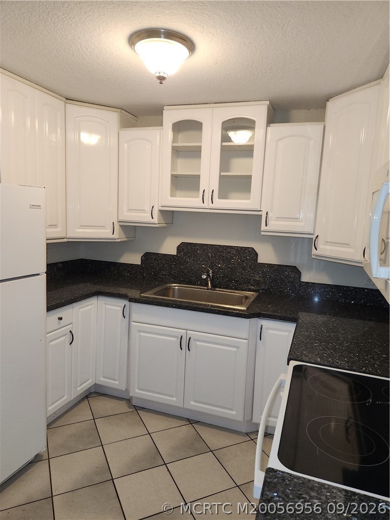 Photo of 4398 SE Hamilton Lane, Stuart, FL 34997 (MLS # M20056956)