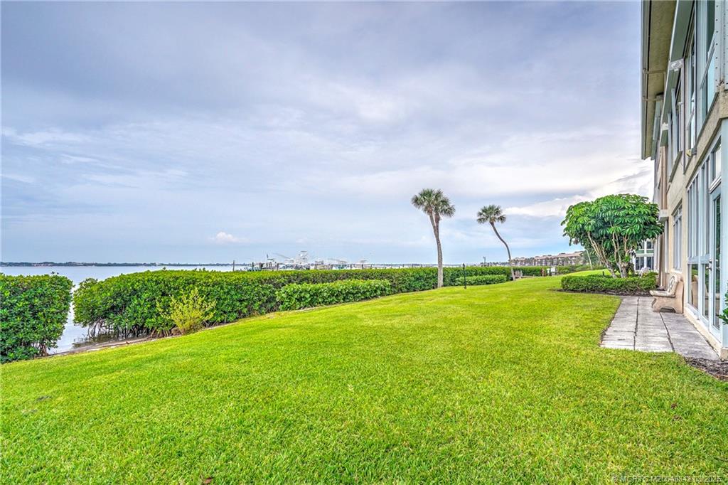 Stuart, Florida 34996, United States, 2 Bedrooms Bedrooms, ,2 BathroomsBathrooms,Residential,Coming Soon,96248