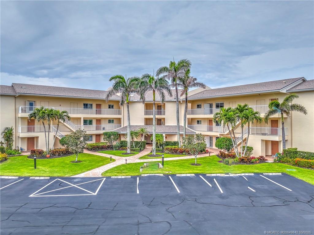 Stuart, Florida 34996, United States, 2 Bedrooms Bedrooms, ,2 BathroomsBathrooms,Residential,Coming Soon,96248