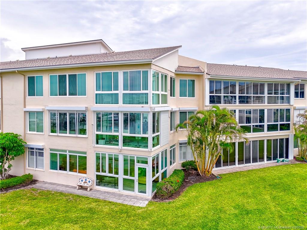 Stuart, Florida 34996, United States, 2 Bedrooms Bedrooms, ,2 BathroomsBathrooms,Residential,Coming Soon,96248