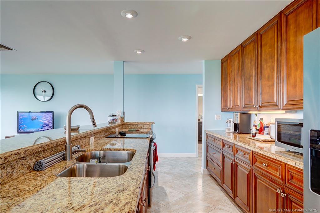 Stuart, Florida 34996, United States, 2 Bedrooms Bedrooms, ,2 BathroomsBathrooms,Residential,Coming Soon,96248