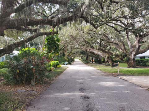 Property photo of 4 Miramar Road, Sewalls Point, FL 34996