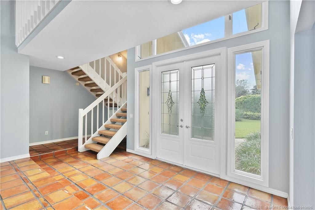 Photo of 6323 SE Farmington Place, Stuart, FL 34997 (MLS # M20047556)