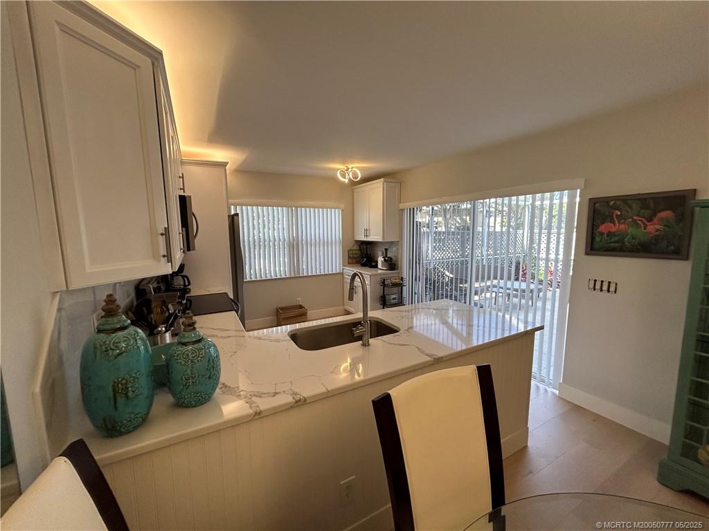 Palm City, Florida 34990, United States, 2 Bedrooms Bedrooms, ,3 BathroomsBathrooms,Residential,Active,137166