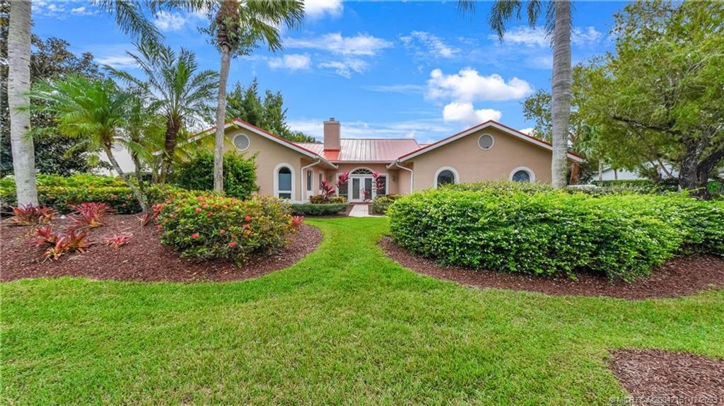 Photo of 4153 SW Gleneagle Circle, Palm City, FL 34990 (MLS # M20042151)