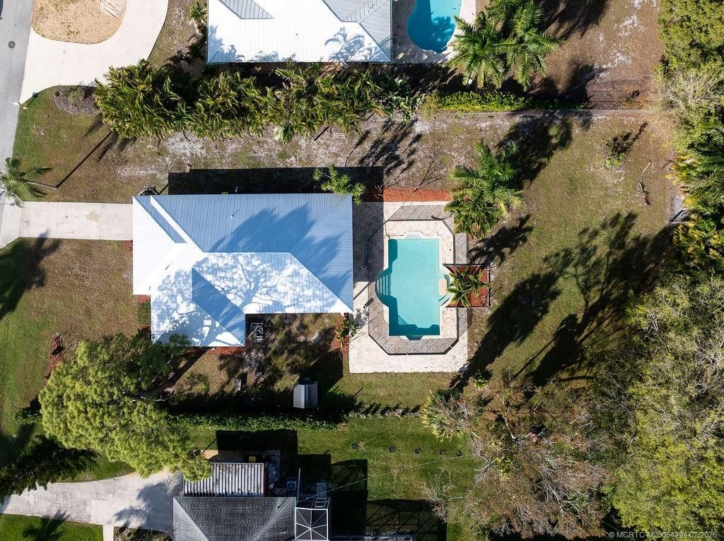 Photo of 632 NW Sunset Drive, Stuart, FL 34994 (MLS # M20054294)