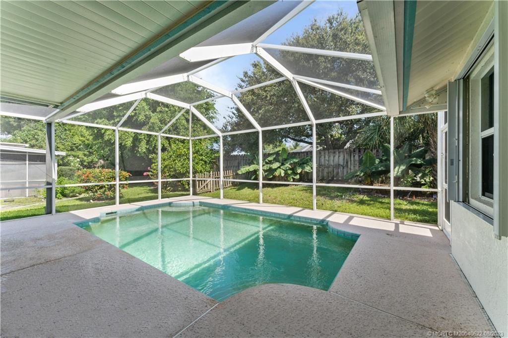 Photo of 721 NE Zebrina Senda, Jensen Beach, FL 34957 (MLS # M20040622)