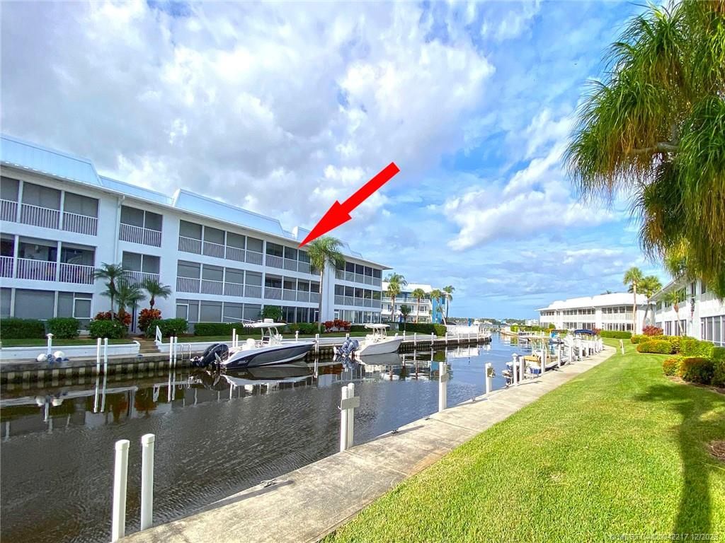 Photo of 1866 SW Palm City Road #302, Stuart, FL 34994 (MLS # M20042217)