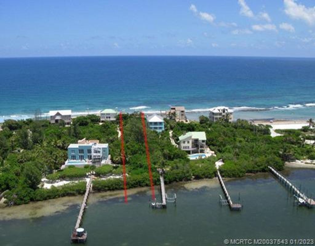 Photo of 1322 SE Macarthur Boulevard, Stuart, FL 34996 (MLS # M20037543)