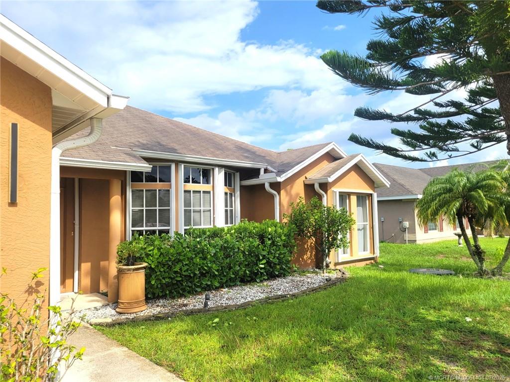 Photo of 1957 SE Sandia Drive, Port Saint Lucie, FL 34983 (MLS # M20051404)