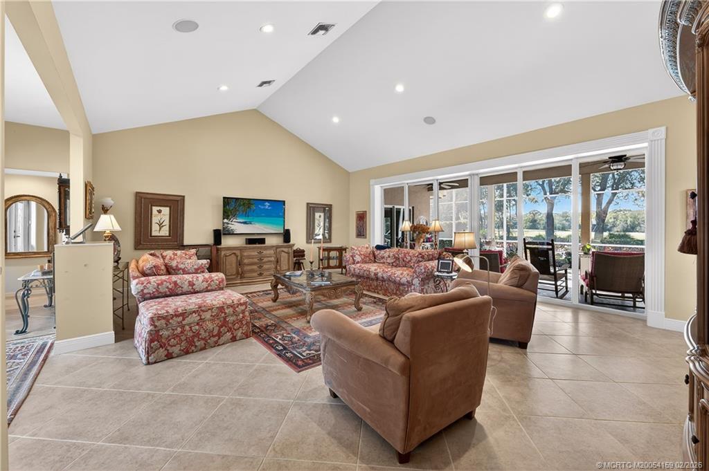 1549 NW Sweet Bay Circle