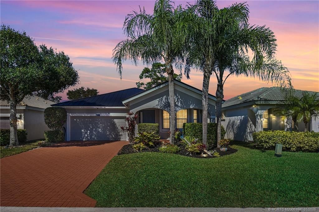 Photo of 1255 SE Kirk Street, Stuart, FL 34997 (MLS # M20053941)