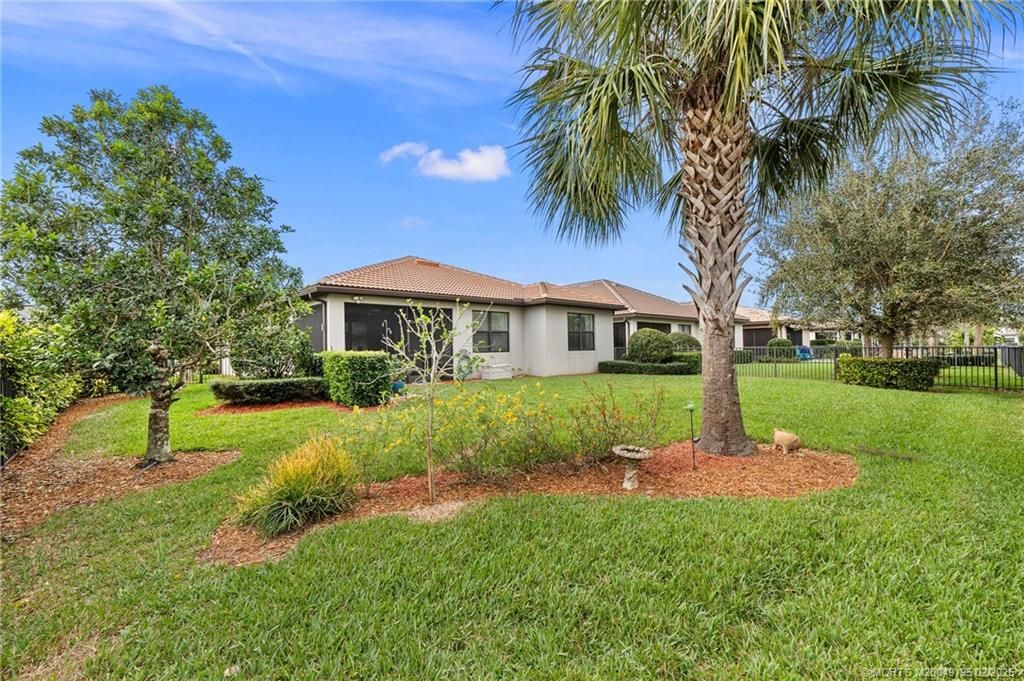 Photo of 581 SE Monet Drive, Port Saint Lucie, FL 34984 (MLS # M20049195)