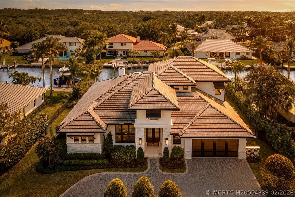 Photo of 9058 SE Star Island Way, Hobe Sound, FL 33455 (MLS # M20054339)