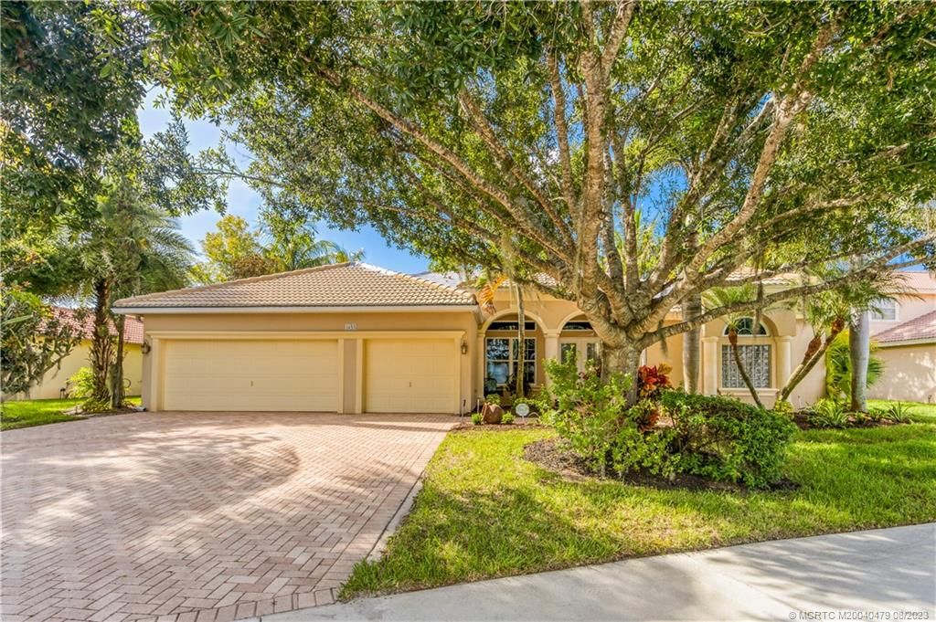 Photo of 1493 SE Alliance Place, Stuart, FL 34997 (MLS # M20040479)