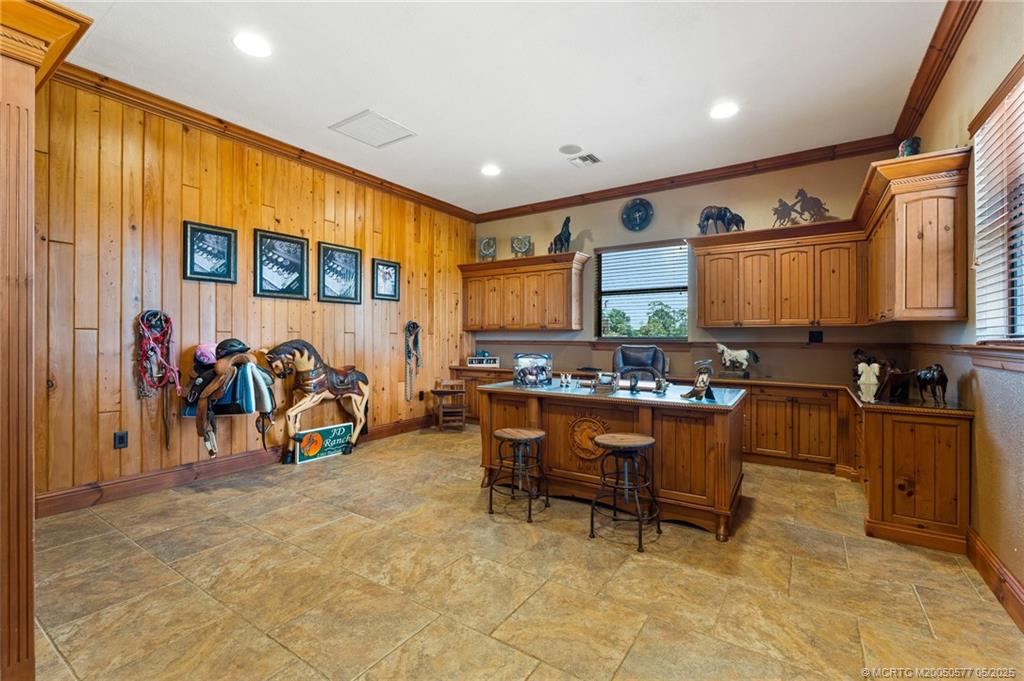 Stuart, Florida, 34997, United States, 2 Bedrooms Bedrooms, ,3 BathroomsBathrooms,Residential,Active,1839786