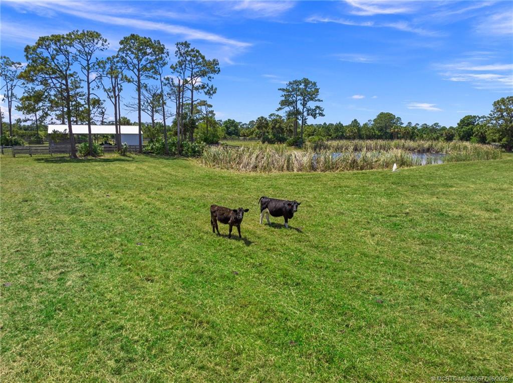 Stuart, Florida, 34997, United States, 2 Bedrooms Bedrooms, ,3 BathroomsBathrooms,Residential,Active,1839786