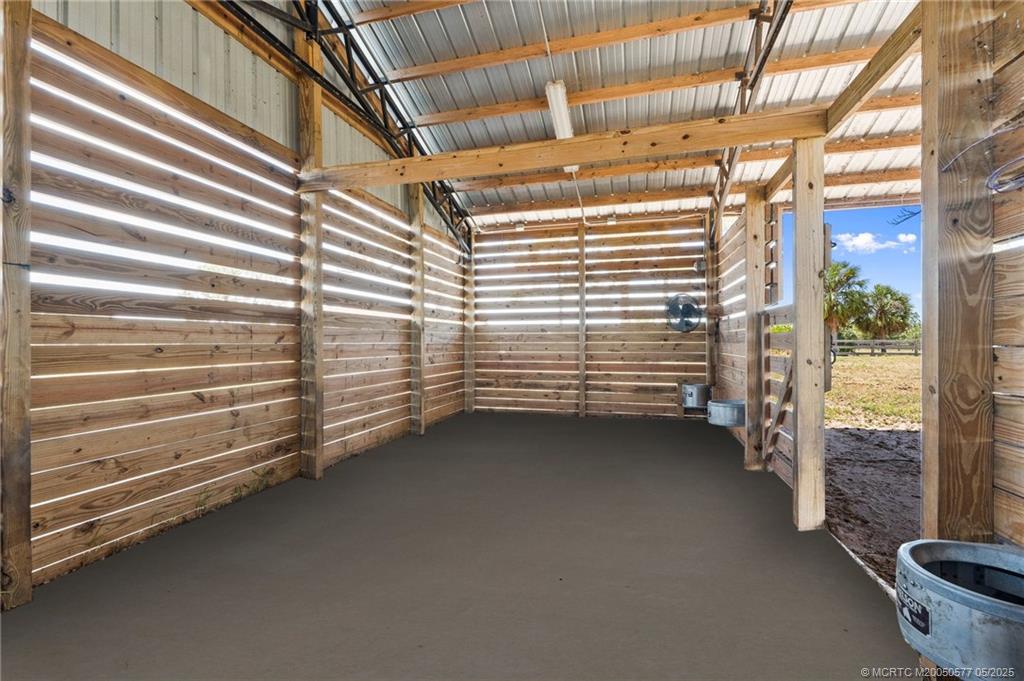 Stuart, Florida, 34997, United States, 2 Bedrooms Bedrooms, ,3 BathroomsBathrooms,Residential,Active,1839786