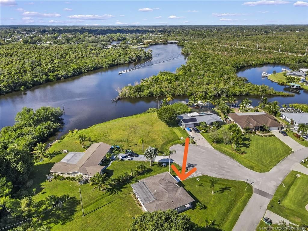 Photo of 201 SE Camino Court, Port Saint Lucie, FL 34952 (MLS # M20053102)