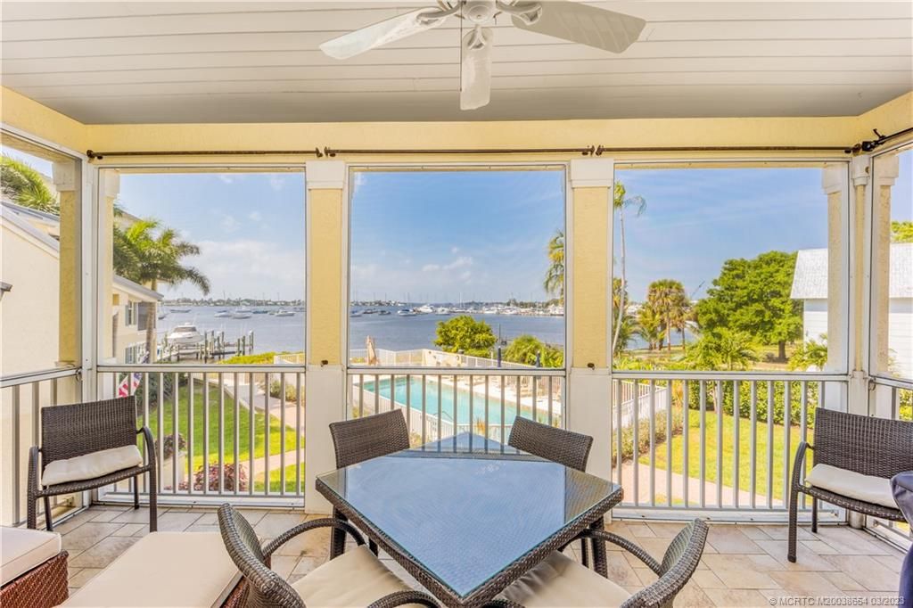 Photo of 328 SW Atlanta Avenue, Stuart, FL 34994 (MLS # M20038654)