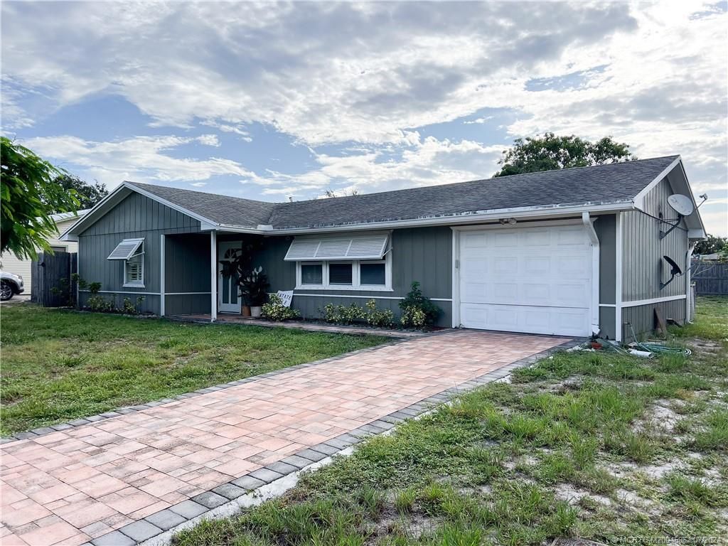 Photo of 5471 SE 50th Drive, Stuart, FL 34997 (MLS # M20045962)