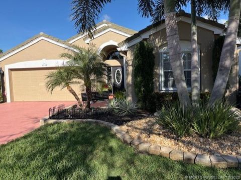 Photo of 6948 SE Twin Oaks Circle, Stuart, FL 34997 (MLS # M20053248)