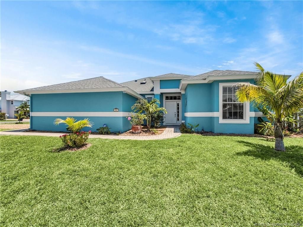 Photo of 701 SE Michael Court, Stuart, FL 34996 (MLS # M20050745)