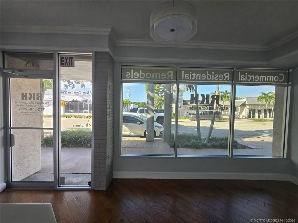 Photo of 38 SE Ocean Boulevard #38, Stuart, FL 34994 (MLS # M20052244)