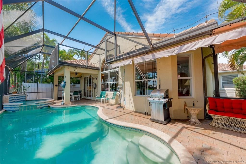 Photo of 2032 NW Marsh Rabbit Lane, Jensen Beach, FL 34957 (MLS # M20039302)