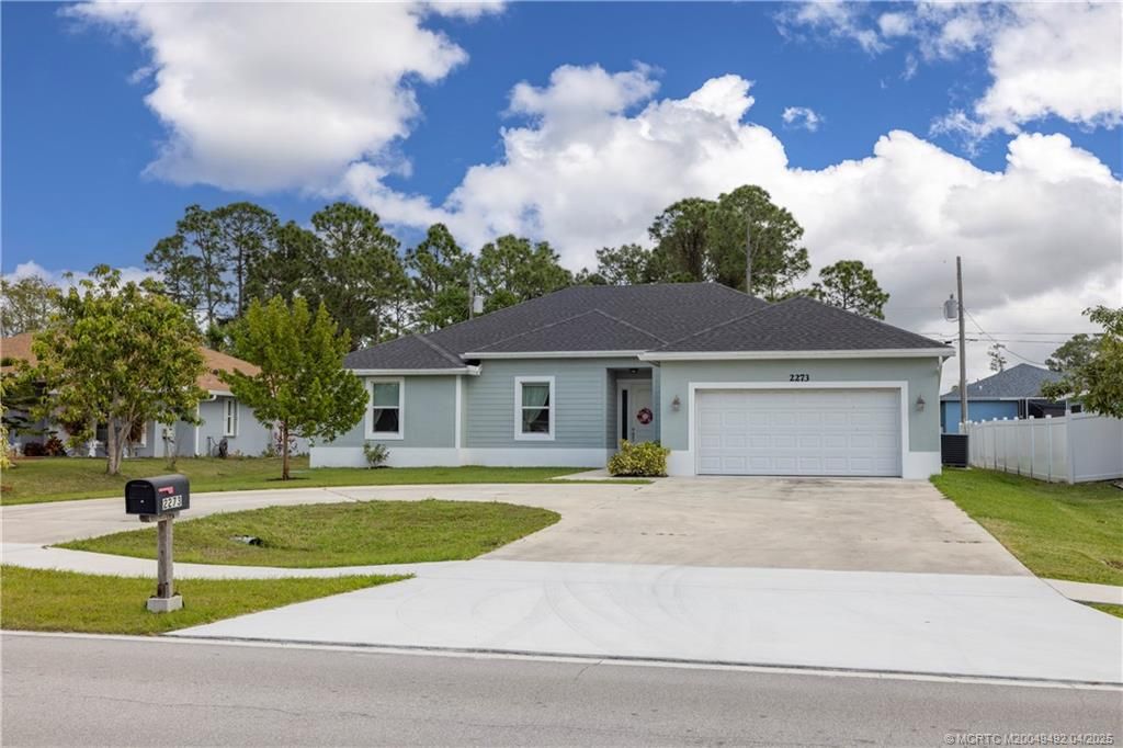 Photo of 2273 SW Savage Boulevard, Port Saint Lucie, FL 34953 (MLS # M20049492)