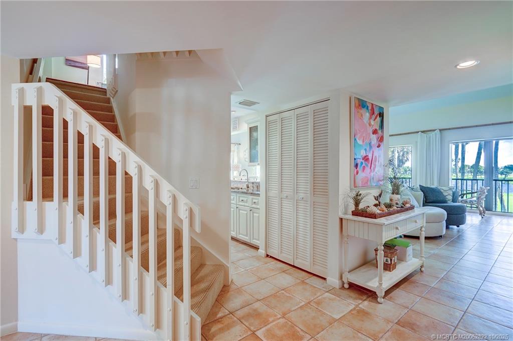 Stuart, Florida 34996, United States, 3 Bedrooms Bedrooms, ,3 BathroomsBathrooms,Residential,Active,234713