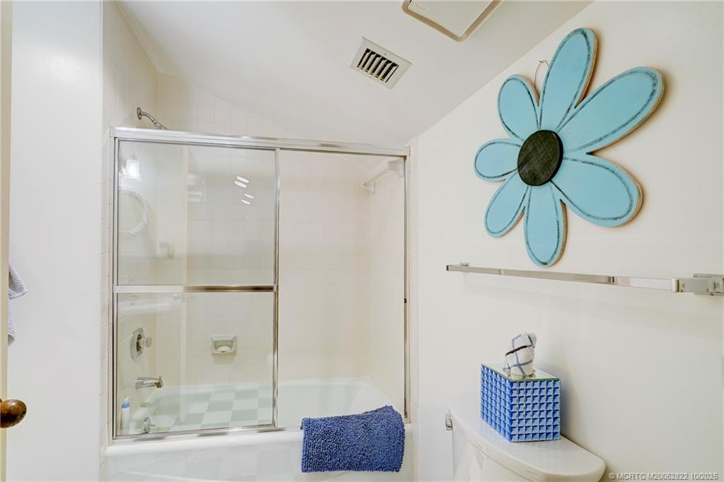 Stuart, Florida 34996, United States, 3 Bedrooms Bedrooms, ,3 BathroomsBathrooms,Residential,Active,234713