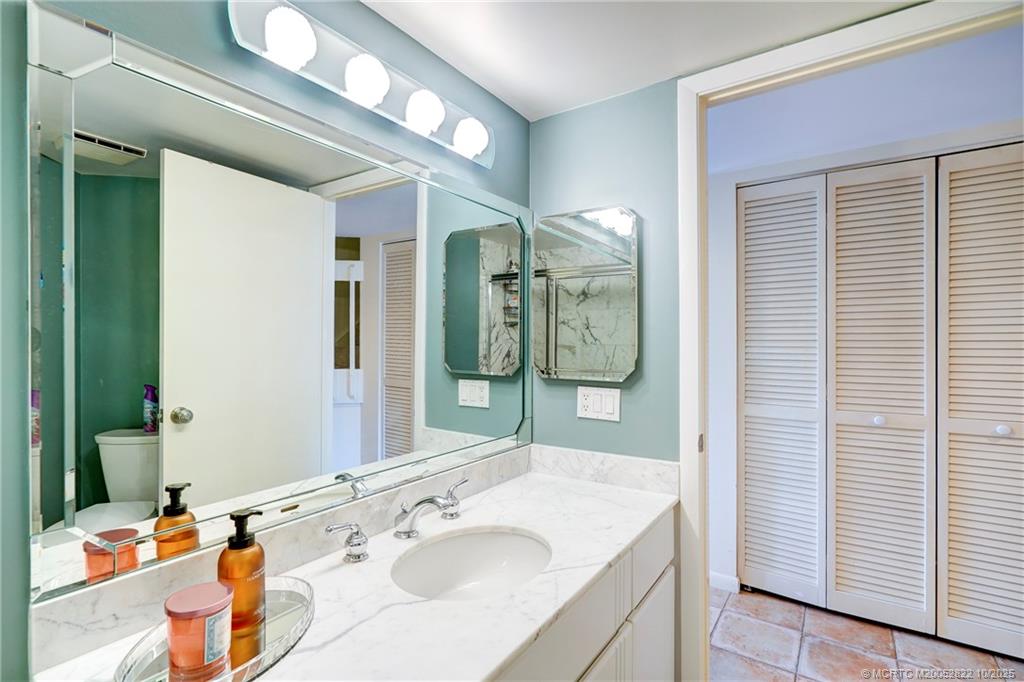 Stuart, Florida 34996, United States, 3 Bedrooms Bedrooms, ,3 BathroomsBathrooms,Residential,Active,234713