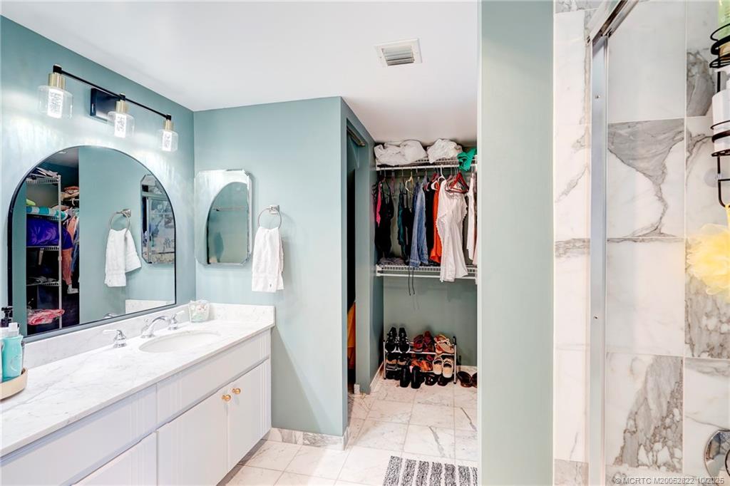 Stuart, Florida 34996, United States, 3 Bedrooms Bedrooms, ,3 BathroomsBathrooms,Residential,Active,234713