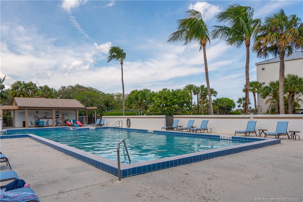 Stuart, Florida 34996, United States, 3 Bedrooms Bedrooms, ,3 BathroomsBathrooms,Residential,Active,234713