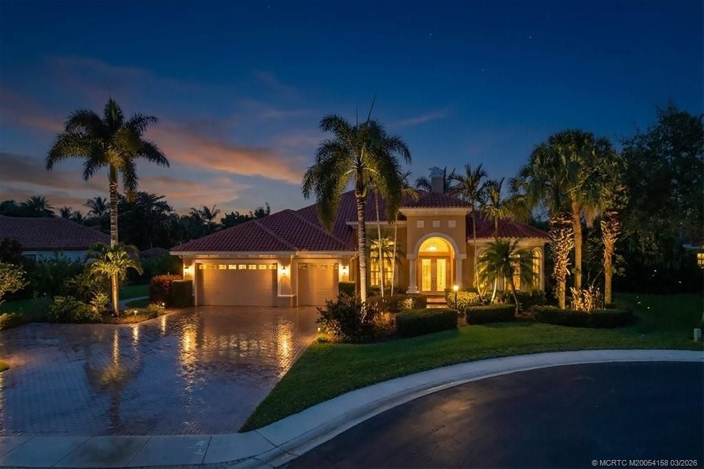 Photo of 8823 Oak Grove Terrace, Hobe Sound, FL 33455 (MLS # M20054158)