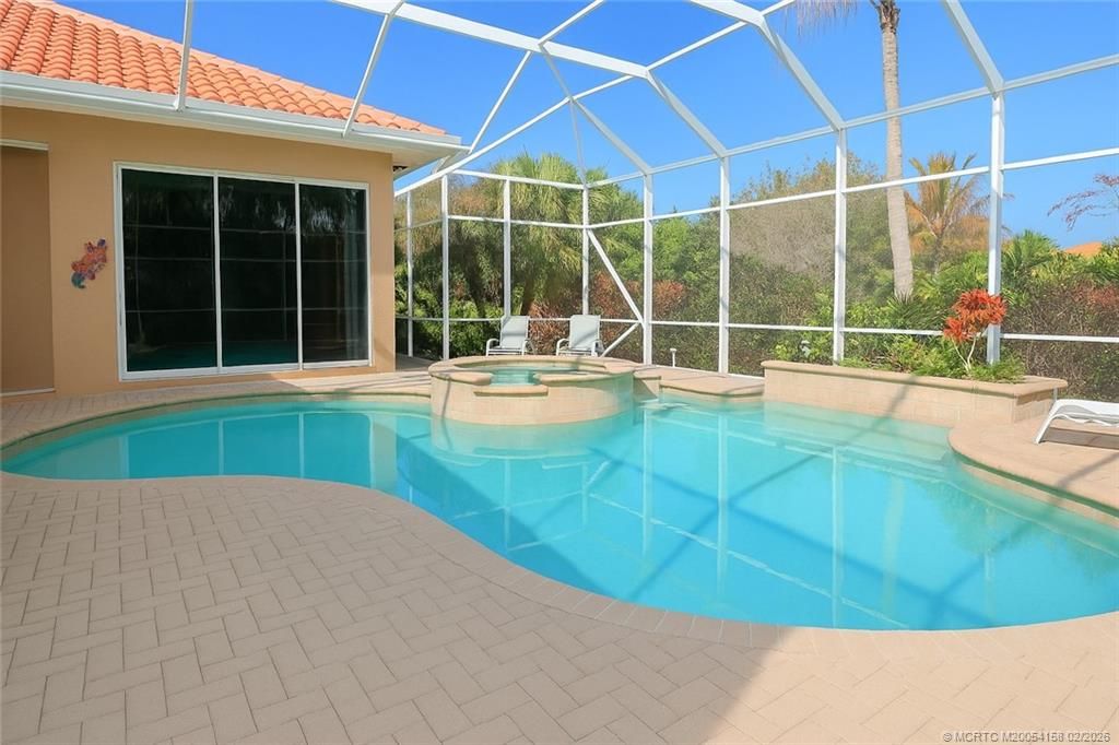 Photo of 8823 Oak Grove Terrace, Hobe Sound, FL 33455 (MLS # M20054158)