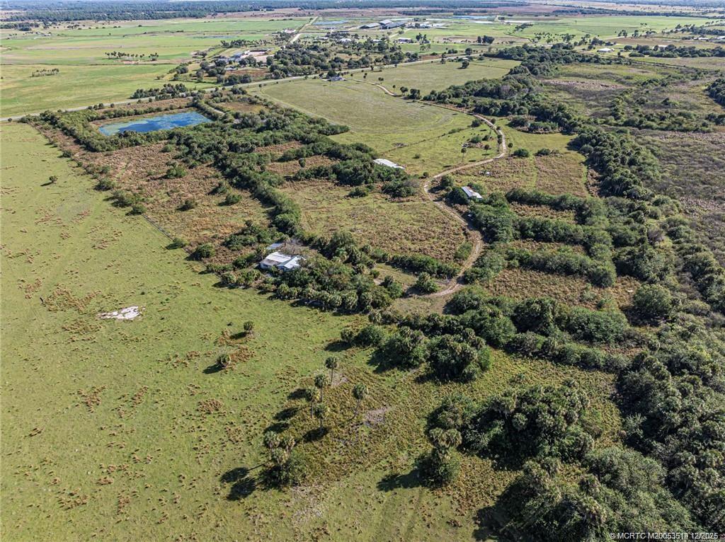 Okeechobee, Florida, 34972, United States, 6 Bedrooms Bedrooms, ,7 BathroomsBathrooms,Residential,Active,2006539